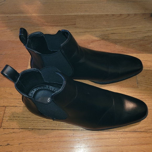 1670 Mens Ankle boots size 9M - Picture 2 of 7